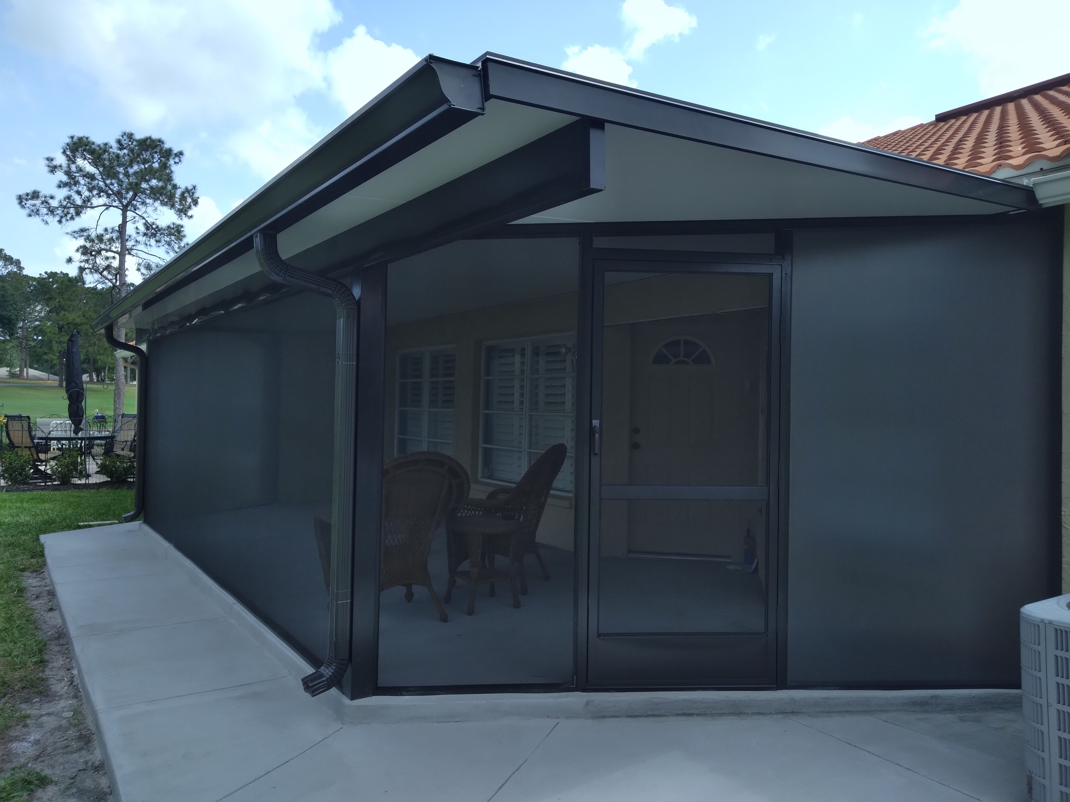 Screen Team pool enclosure job photo